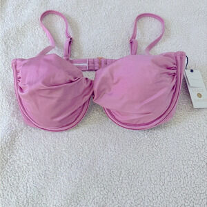 NWT Shade & Shore “Hot Pink” bikini top 36B. Adj. straps and back. Underwire